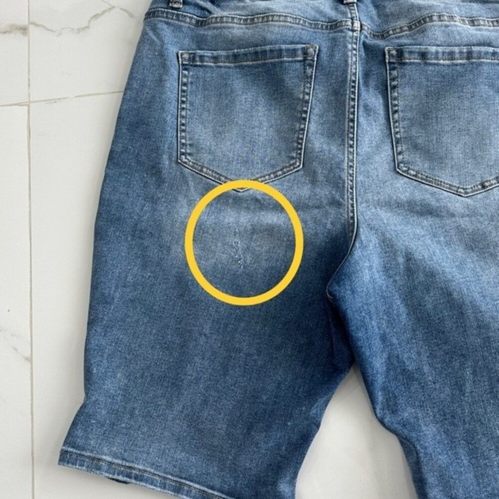 Lane Bryant Women's Mid Rise Signature Fit Blue Bermuda Jeans Shorts Sz 20 - Picture 5 of 8